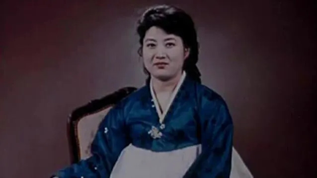 Zašto Kim Jong Un nikada ne pominje majku: kako poreklo Ko Yong Hui potresa mit o 'Lozi sa Paektua'