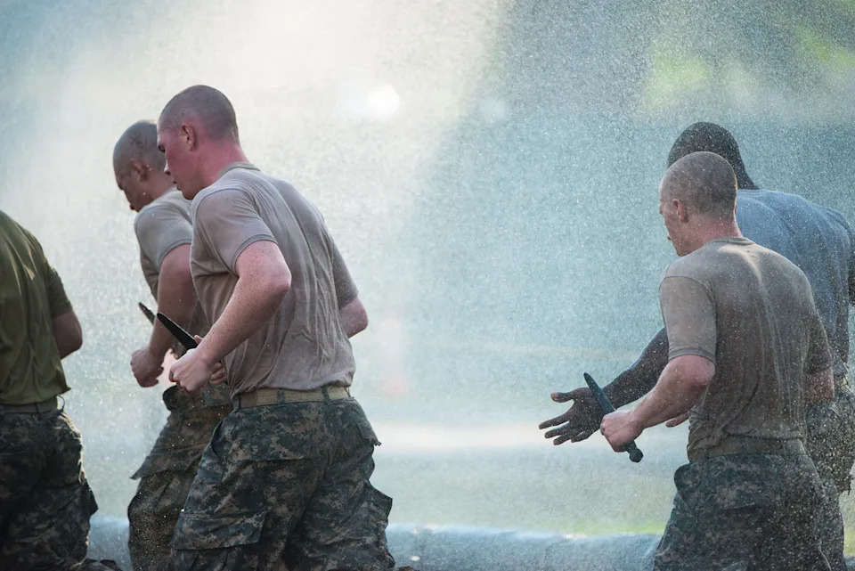 Studija: Žene bolje podnose 61-dnevni Ranger School — manje hormonskih i metaboličkih poremećaja nego muškarci