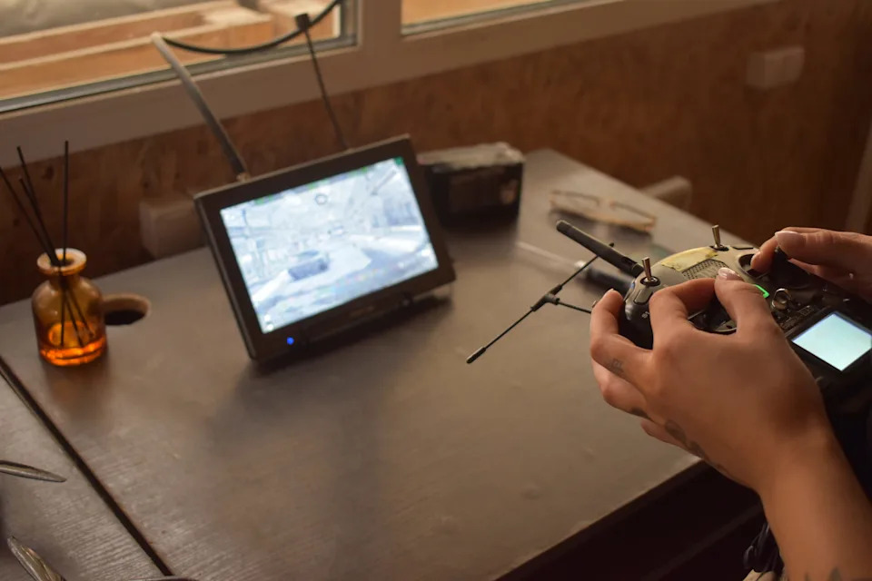 Kako Killhouse Academy Obučava Ukrajinske Pilote Dronova Da Prežive Na Frontu