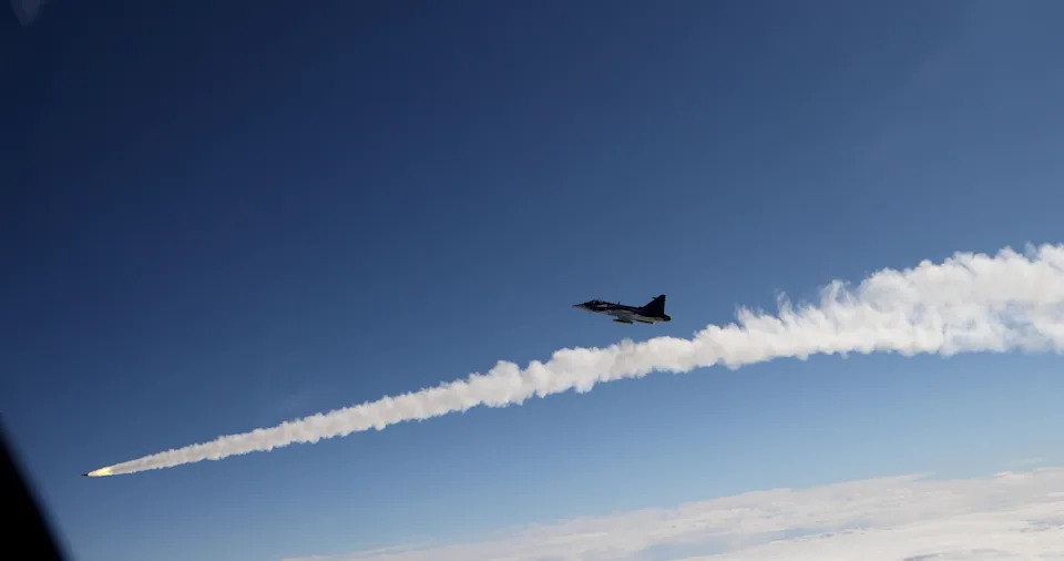 Ukrajina Naručila 16 Gripen E: Švedska Potpisala Ugovor Vredan ~24,6 mlrd SEK