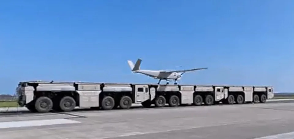 Kineski kamionski EMALS u akciji: modularni elektromagnetni katapult prvi put lansirao dron