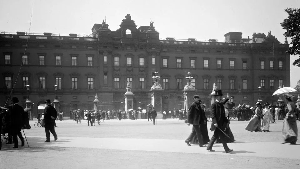Buckingham Palata Nakon Renovacije: Zašto Kralj Čarls III Neće Tu Živeti?