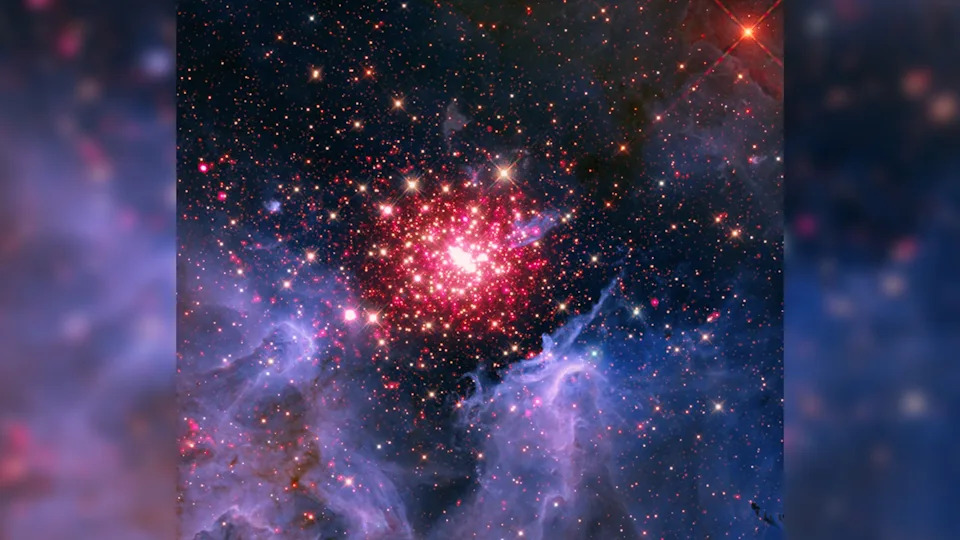 NASA-ine nove slike iz Chandre prikazuju svemir u crveno-belo-plavim tonovima za 250. godišnjicu SAD