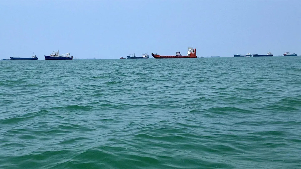 Na Tjesnacu Hormuz: Zaplijenjeni Brodovi, Ribarstvo Pod Prijetnjom i Krhko Primirje