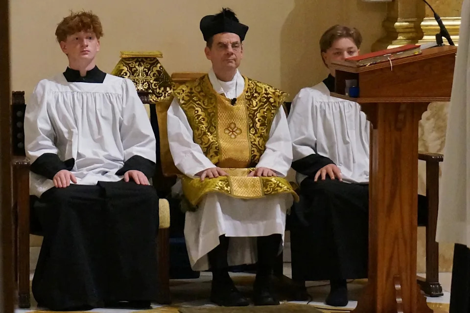 Latinska misa u St. Paulu: Kako jedna župa spaja tradiciju i vernost papi posle raskola SSPX