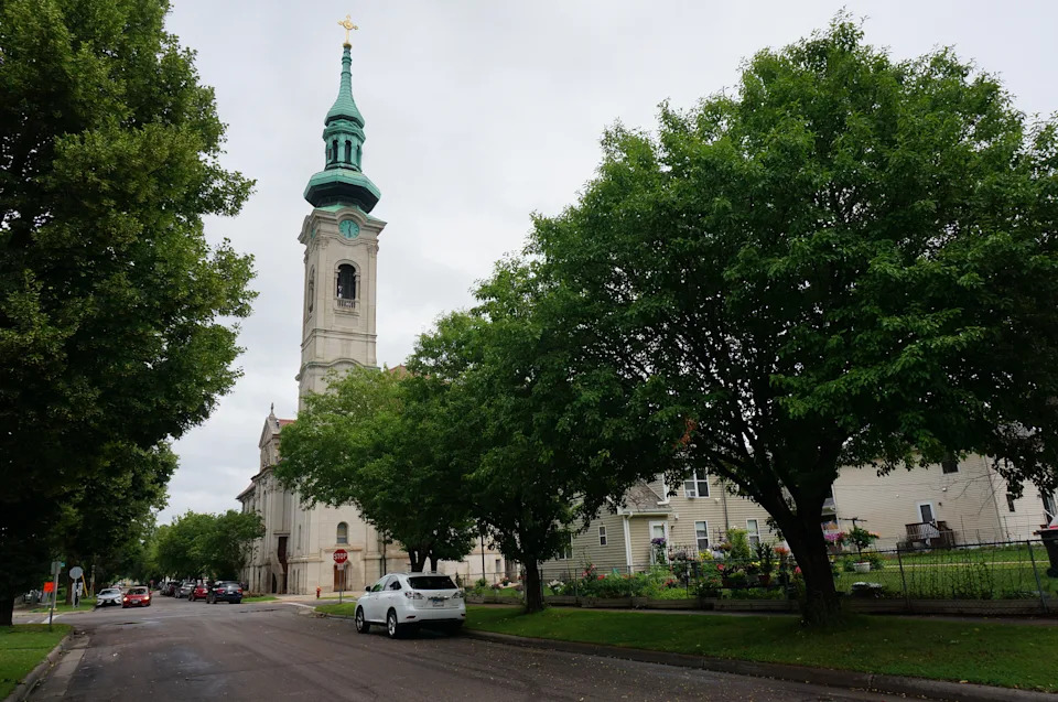 Latinska misa u St. Paulu: Kako jedna župa spaja tradiciju i vernost papi posle raskola SSPX