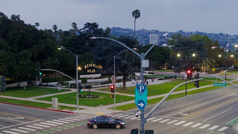 Beverly Hills Police Get Major Pay Hike — Starting Salaries Now Among Nation’s Highest