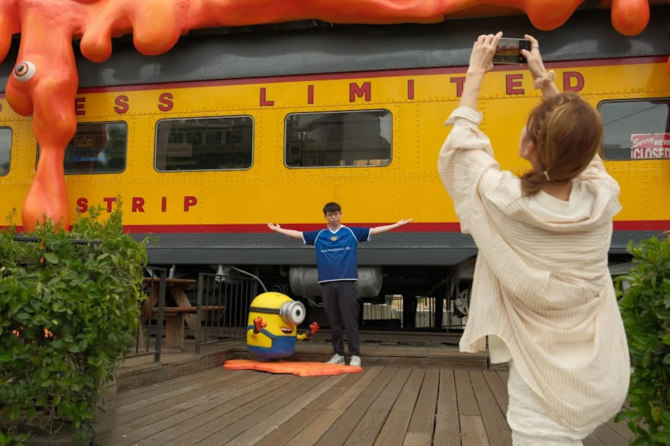 Brazen Daylight Heist: Minion 'Todd' Stolen From Carney’s Train on Sunset Boulevard