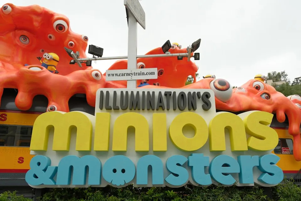 Brazen Daylight Heist: Minion 'Todd' Stolen From Carney’s Train on Sunset Boulevard