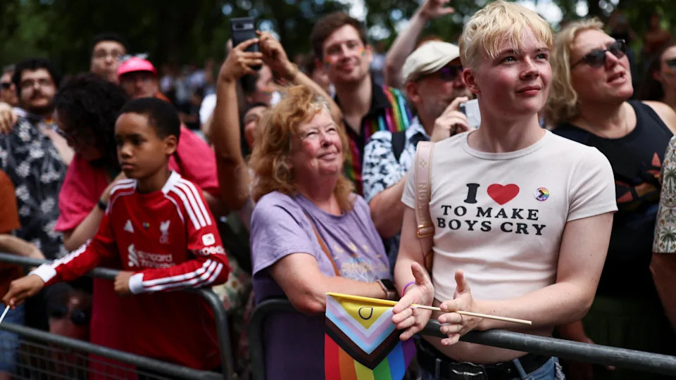 Pride u Londonu: Podrška „važnija nego ikad“ dok hiljade slave uprkos pravnom sporu