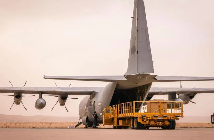 Padobranci IDF-a Ponovo Vežbaju Iskrcavanje Teške Opreme Transportnim Avionima