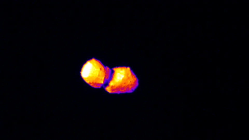 Hayabusa2 Uslikala 'Dvoglavi' Asteroid Torifune Sa 100 Miliona km — Impresivni Optički i Infracrveni Snimci