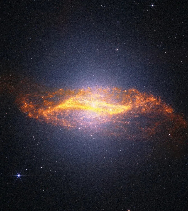 NASA Slavi Četvrtu Godišnjicu James Webba Najdetaljnijom Slikom Galaksije Centaurus A