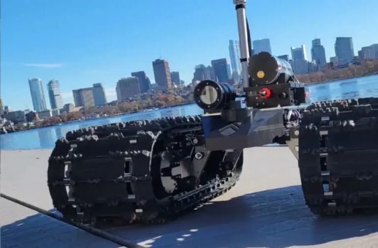 Bayonet 250 — autonomni podvodni robot iz Kalifornije za traženje morskih mina