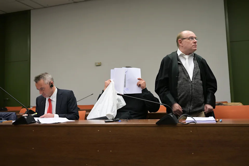 Istraga u Nemačkoj: Telegram Grupe Delile Snimke Silovanja i Savete Za Drogiranje