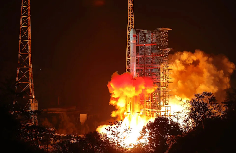 Koja Zemlja Će Sledeća Sleteti Na Mesec? Artemis Protiv Chang'e — Trka Za Južni Pol