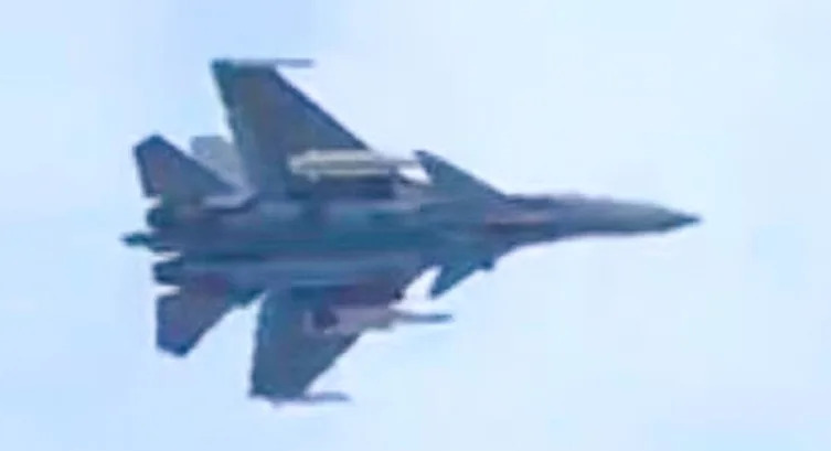 J-15T Poletio Sa Fujiana Sa Četiri Protivbrodske Raketе — Značajan Korak Za Kinesku Nosačku Avijaciju