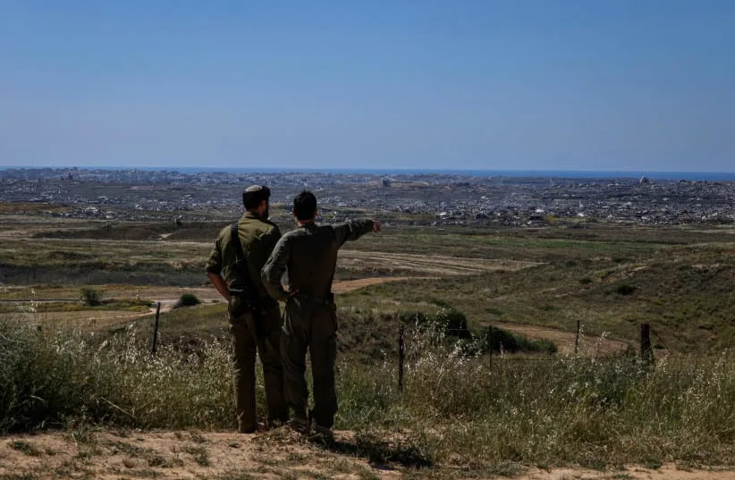 Izrael i Egipat u strateškim razgovorima o Gazi u Kairu — fokus na rekonstrukciji i bezbednosti