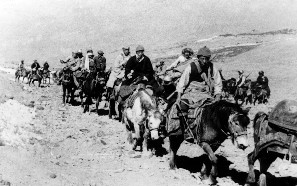 Kina želi da izabere sledećeg Dalaj Lamu — šta stoji iza ambicije Si Đinpinga