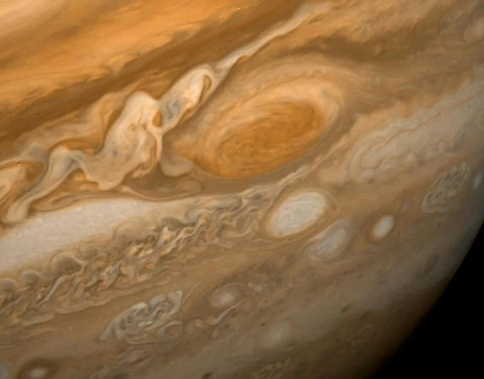 Kako Jupiter Nema Površinu? Objašnjenje Planete Koja Bi Mogla Da Proguta 1.000 Zemalja