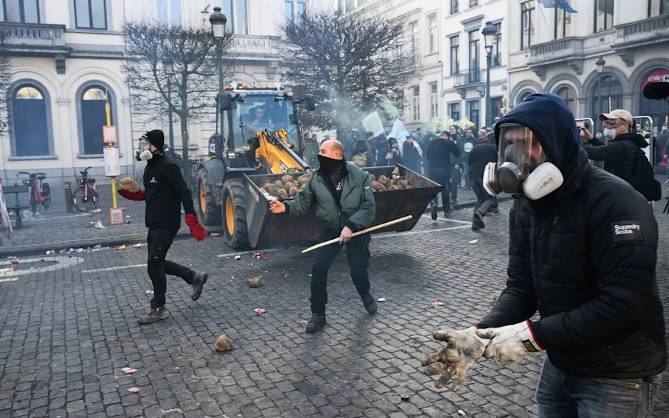 Brisel Preispituje Net Zero: Plan Elektrifikacije Kao Test Balansa Između Klimatskih Ciljeva I Energetske Bezbednosti