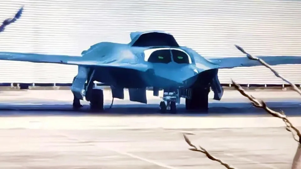 Koliko J-20 „Mighty Dragon“ lovaca Kina zaista ima — i zašto to znači promenu ravnoteže snaga