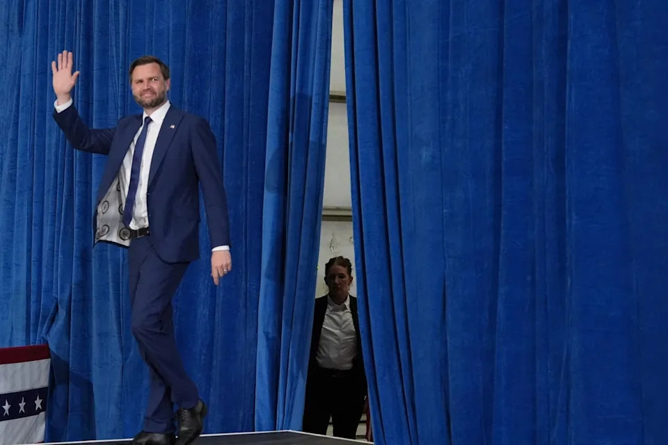 Report: VP JD Vance Sought Marine Two For Son’s Golf Lesson, Prompting Secret Service Frustration