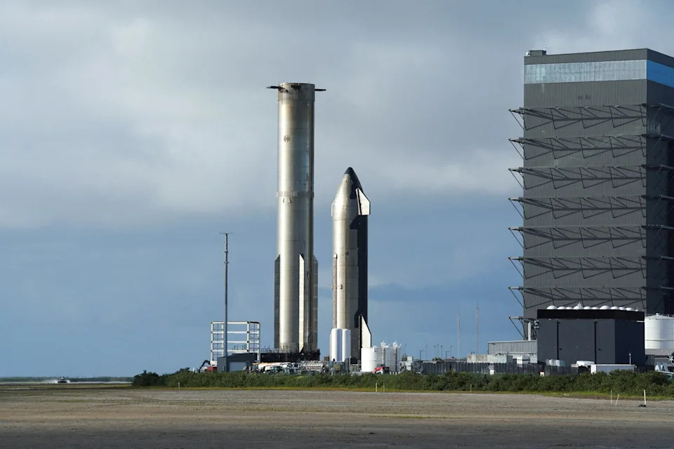 SpaceX Pokreće 13. Testni Let Starship‑a — Prvi Posle IPO‑a, Ponovni Pokušaj Paljenja Motora i Lansiranje 20 Starlink Satelita