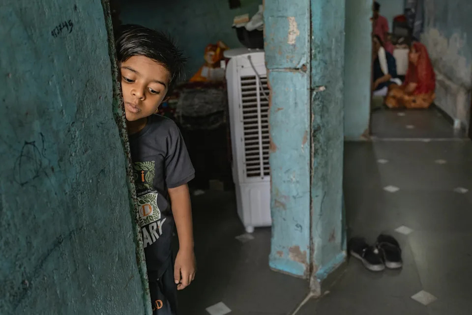 45°C Postaje Nova Normalnost u Indiji: Ahmedabad između Alarmnih Sirena i Borbe za Opstanak