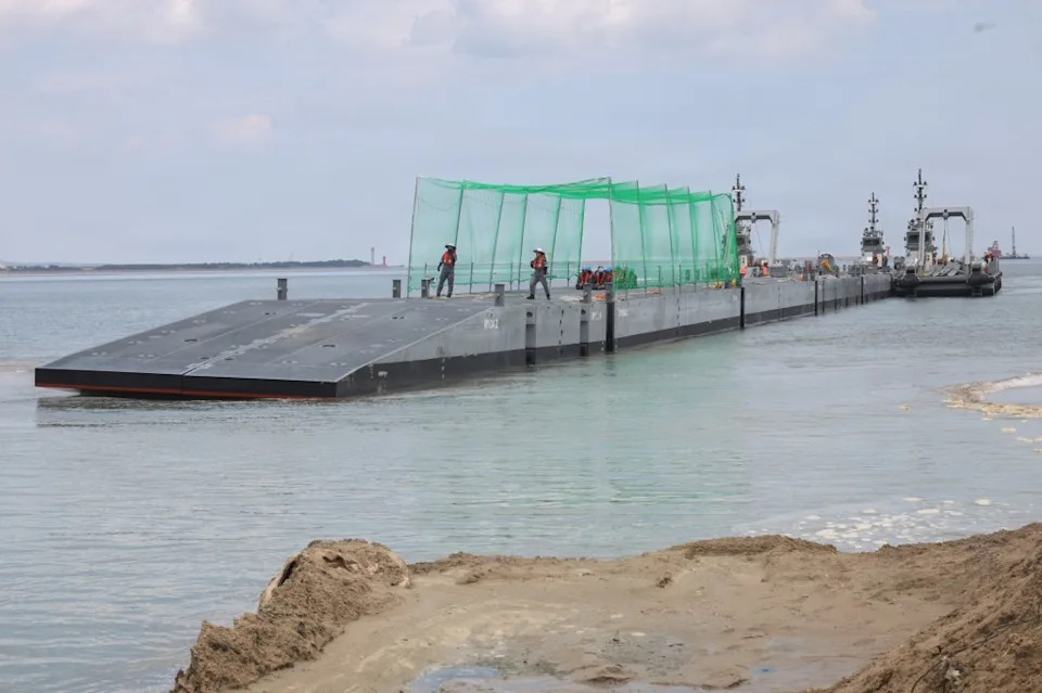 Marinci Testiraju Protivdron Mreže Na Plutajućoj Platformi Tokom Vežbe CJLOTS 26