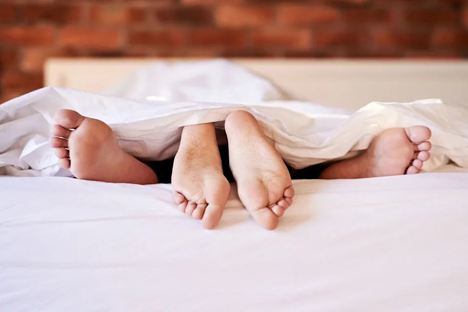 Raniji Početak Seksualnih Odnosa Povezan Sa Bržim Starenjem, Pokazuje Velika Studija