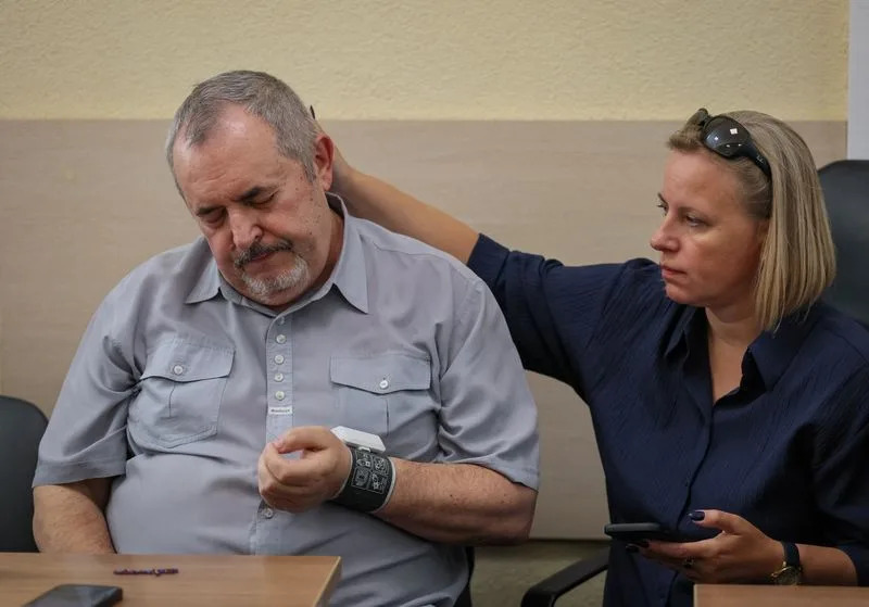 Rusija Pojačava Pritisak Na Kritičare Pred Izbore: Bloger Ilya Remeslo Pritvoren, Političar Nadeždin Kažnjen