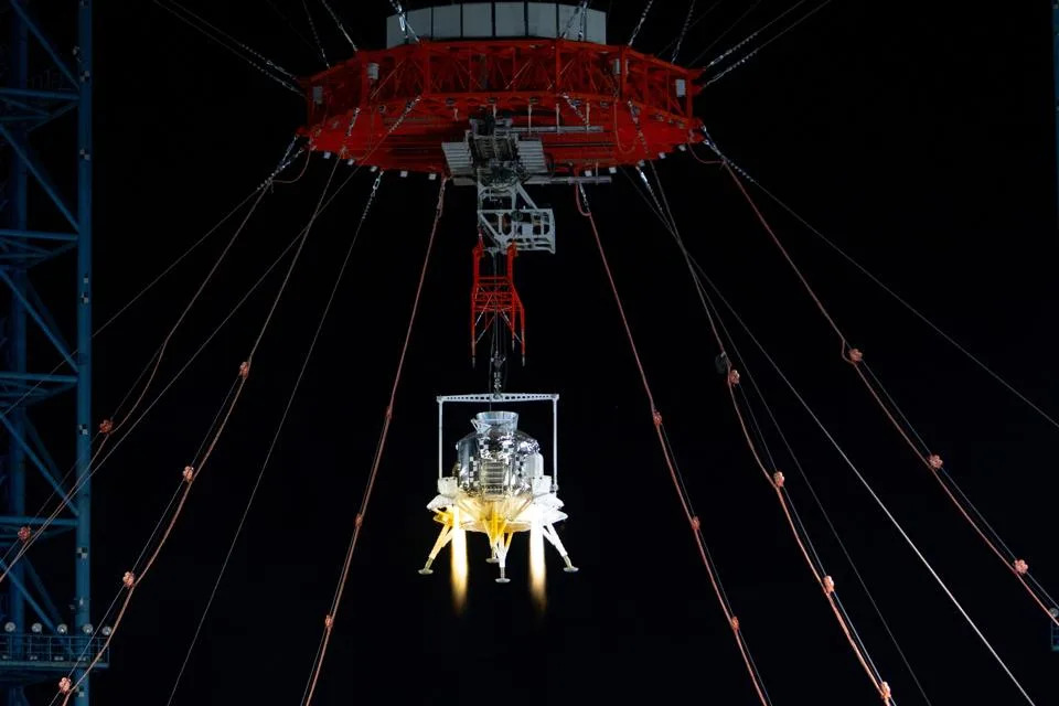 Astronauti Mogu Ostati Zarobljeni na Mesecu — Inspektori Upozoravaju na Prazninu u NASA Planu