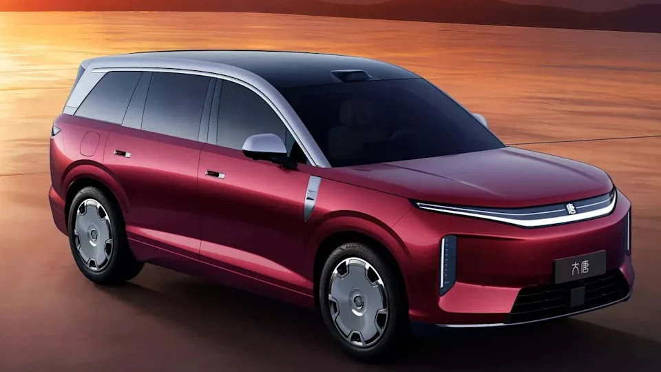 Teški EV SUV-ovi Pritiskaju Kineske Puteve — Da Li Su Potrebni Novi Porezi?