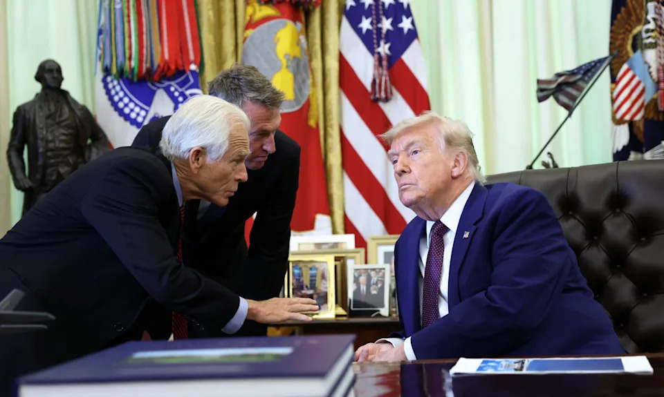 Peter Navarro Loses Appeal Over Jan. 6 Contempt Conviction; D.C. Circuit Affirms Ruling