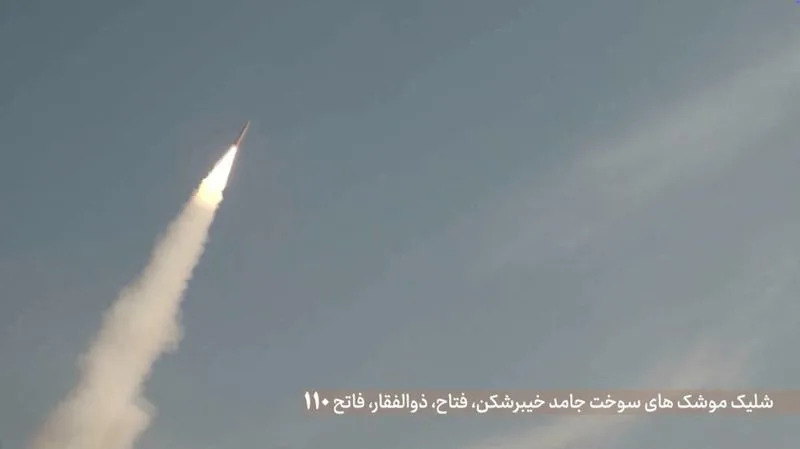 Huti Proglasili Pomorsku Blokadu, Dva Tankera Sa Saudijskom Naftom Promenila Kurs — Sukob SAD–Iran Se Širi