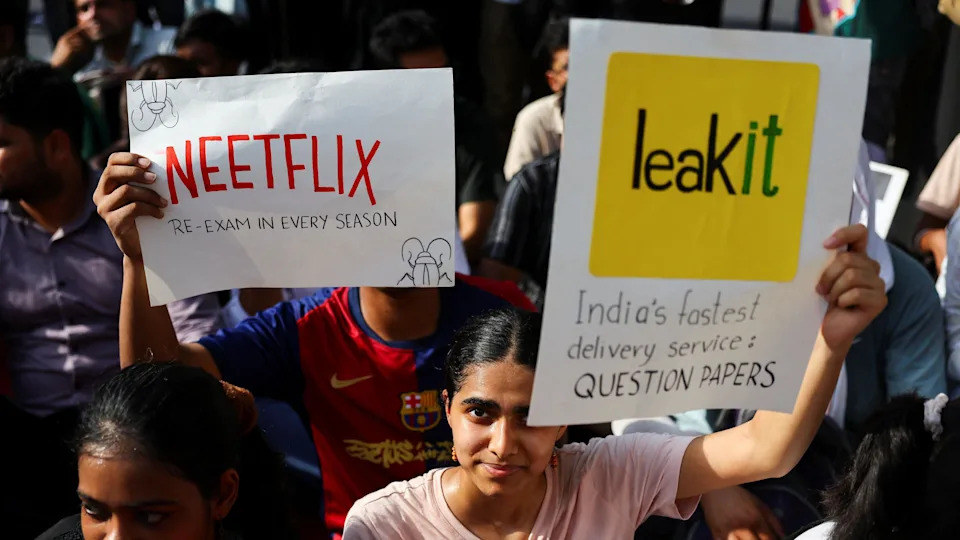 Delhijski protest: suzavac, palice i viralni 'fit check' — kako su mladi pretvorili nasilje u humor