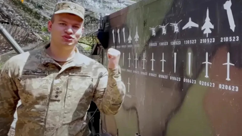 Ukrajinski F-16 Potvrdio Prvo Vazdušno Obaranje Ruskog Aviona, Kaže Visoki Američki General