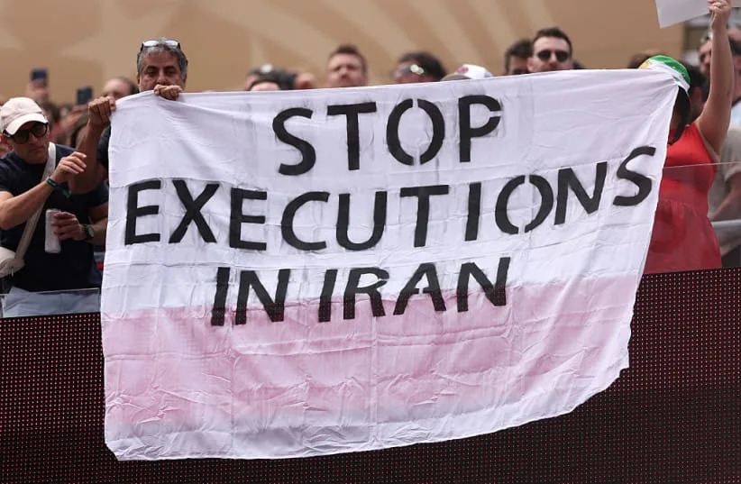 Iranski režim nastavlja represiju — najmanje tri pogubljenja povezana sa januarskim protestima, porodice tvrde mučenje