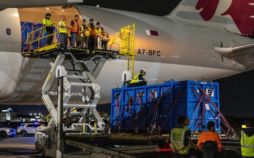 Četiri beluge prevezene avionom iz Toronta u Čikago u spasilačkoj akciji