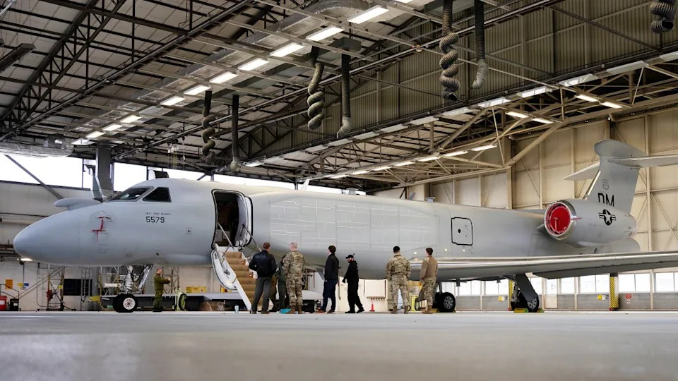 EA-37B Stižu Na RAF Fairford Dok Iran Preti Napadom — Šta To Znači Za Bezbednost U Evropi