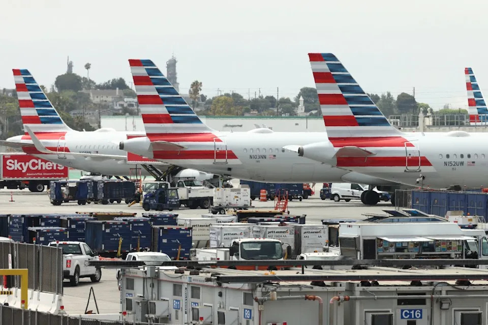 American Airlines’ Me@Work Score Sparks Privacy Row as Flight Attendants Demand Transparency