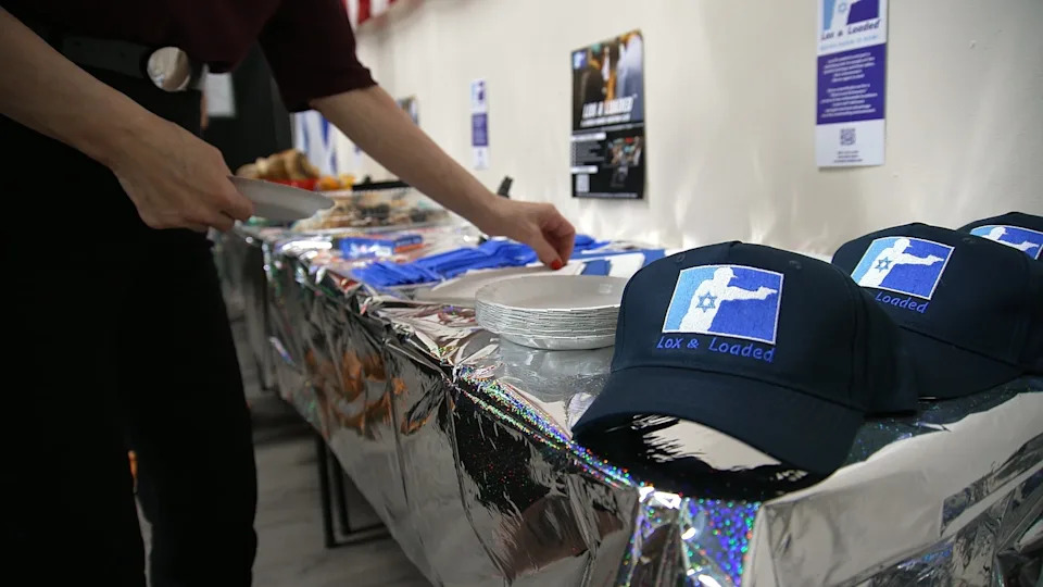 Over Bagels and Lox, Jewish Americans Train for Self-Defense as Antisemitic Threats Rise
