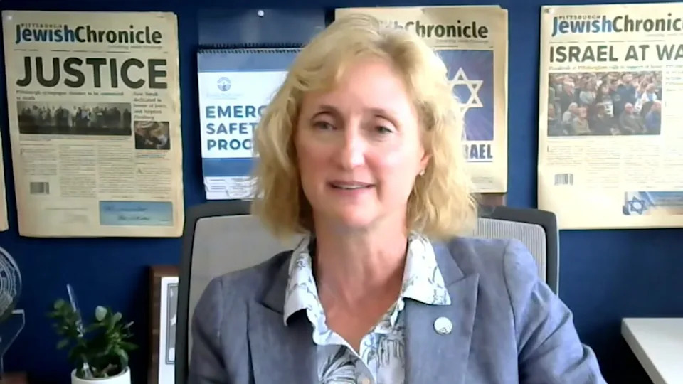 Over Bagels and Lox, Jewish Americans Train for Self-Defense as Antisemitic Threats Rise