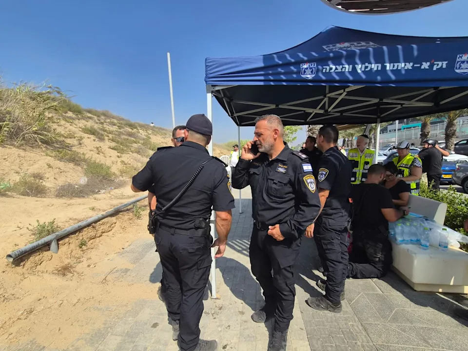 Shin Bet Joins Massive Search for 4-Year-Old Yuval Kogan Missing From Ashkelon Beach