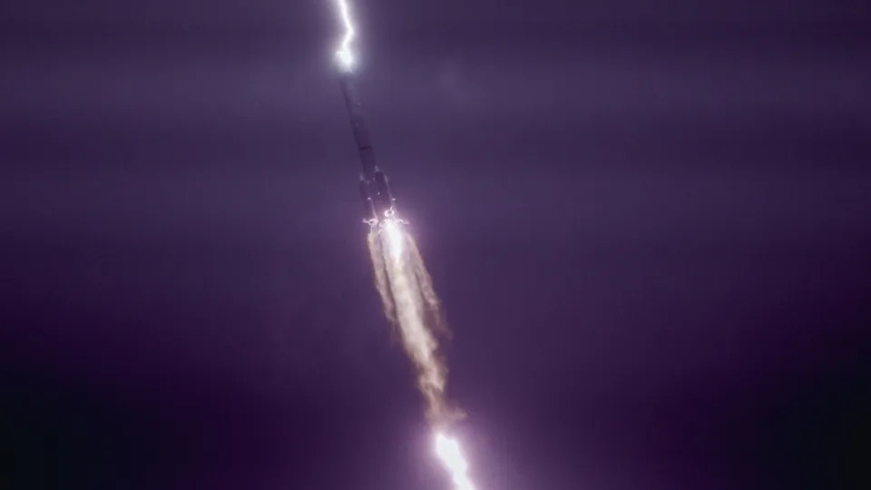 Lightning Strikes Chinese Long March-3B About 30 Seconds After Launch — Stunning Photos Capture the Moment
