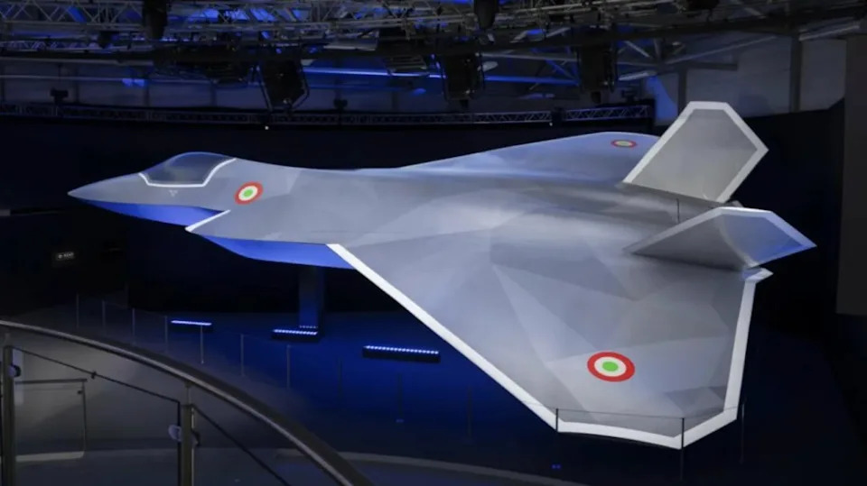 Novi Detalji o Britanskom Stealth Demonstratoru: Jasne Fotografije i Maketa Otkrivaju Razmere