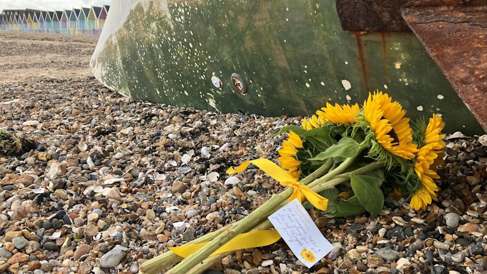 West Mersea Rescue: Day-Tripper Dived Three Times to Save Family — Mother and Teen Daughter Later Died