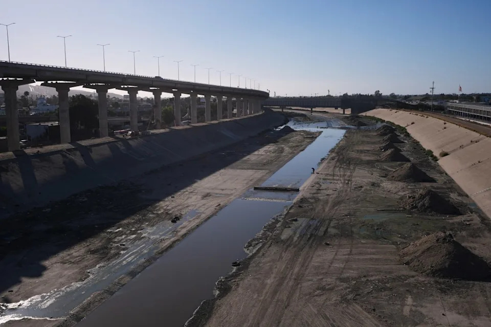 Raw Sewage and Toxic Odors Wash Up on Coronado Beach as Tijuana River Crisis Escalates