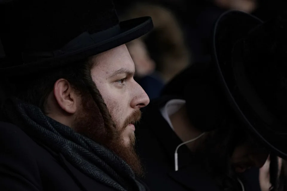 Permanent Daylight Saving Time Could Delay Sunrise Prayers — How the Sunshine Protection Act Would Affect Orthodox Communities